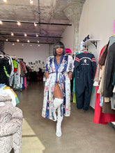 Load image into Gallery viewer, Fall Floral Robe/Kimono
