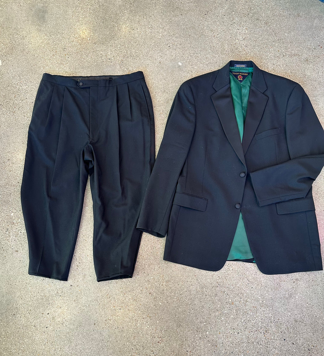 Men’s Tapered Suit